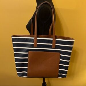 Kelly & Katie - Sturdy Purse